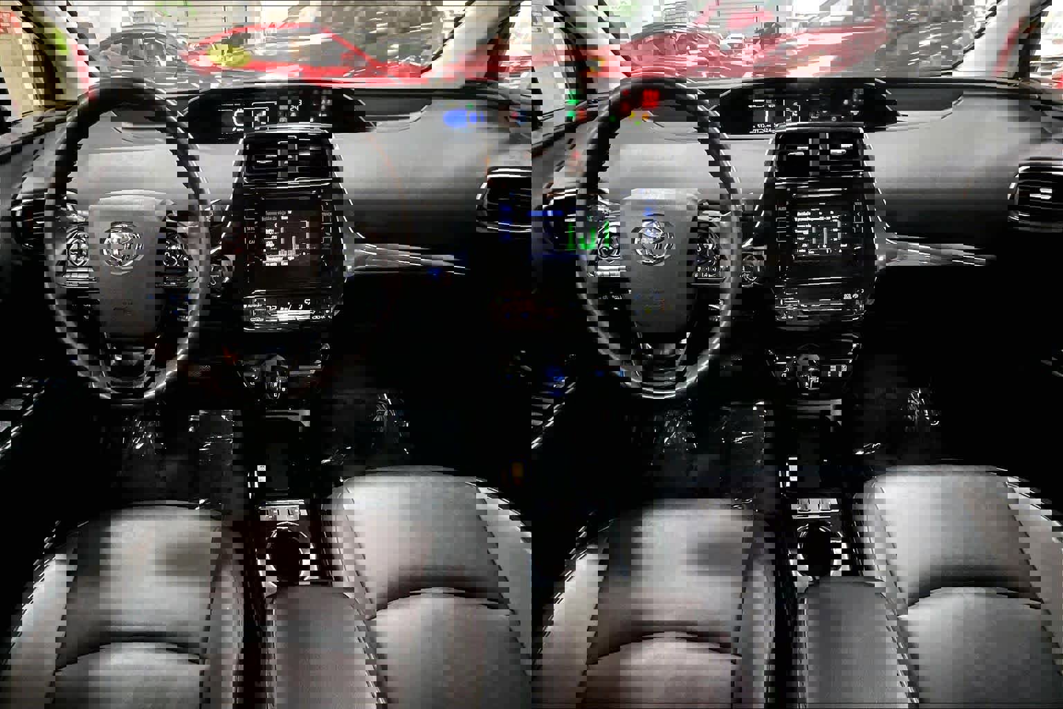 Used 2019 Toyota Prius XLE image 16