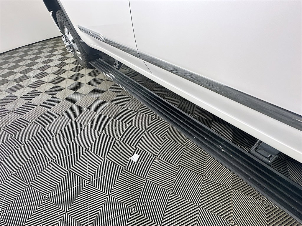 Used 2024 Chevrolet Silverado 3500 High Country w/ High Country Premium Package image 40