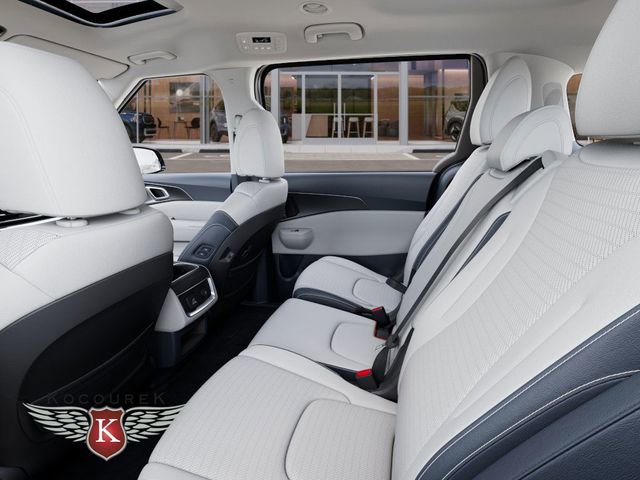 New 2026 Kia Carnival SX Prestige image 18