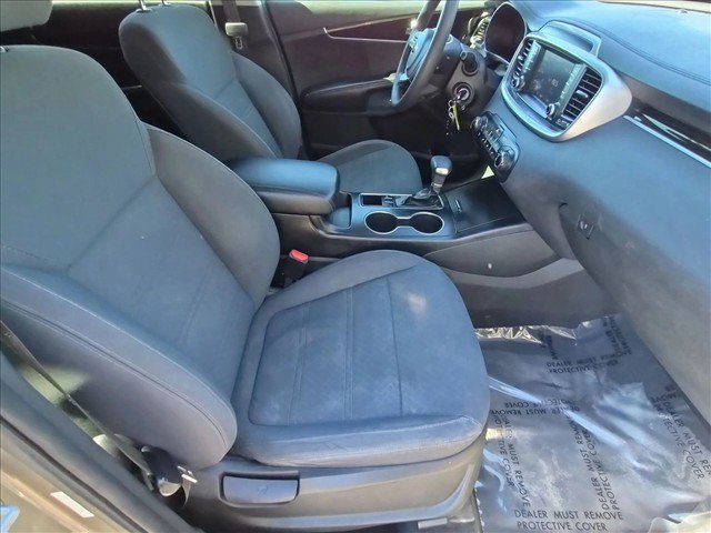 Used 2019 Kia Sorento L FWD image 19