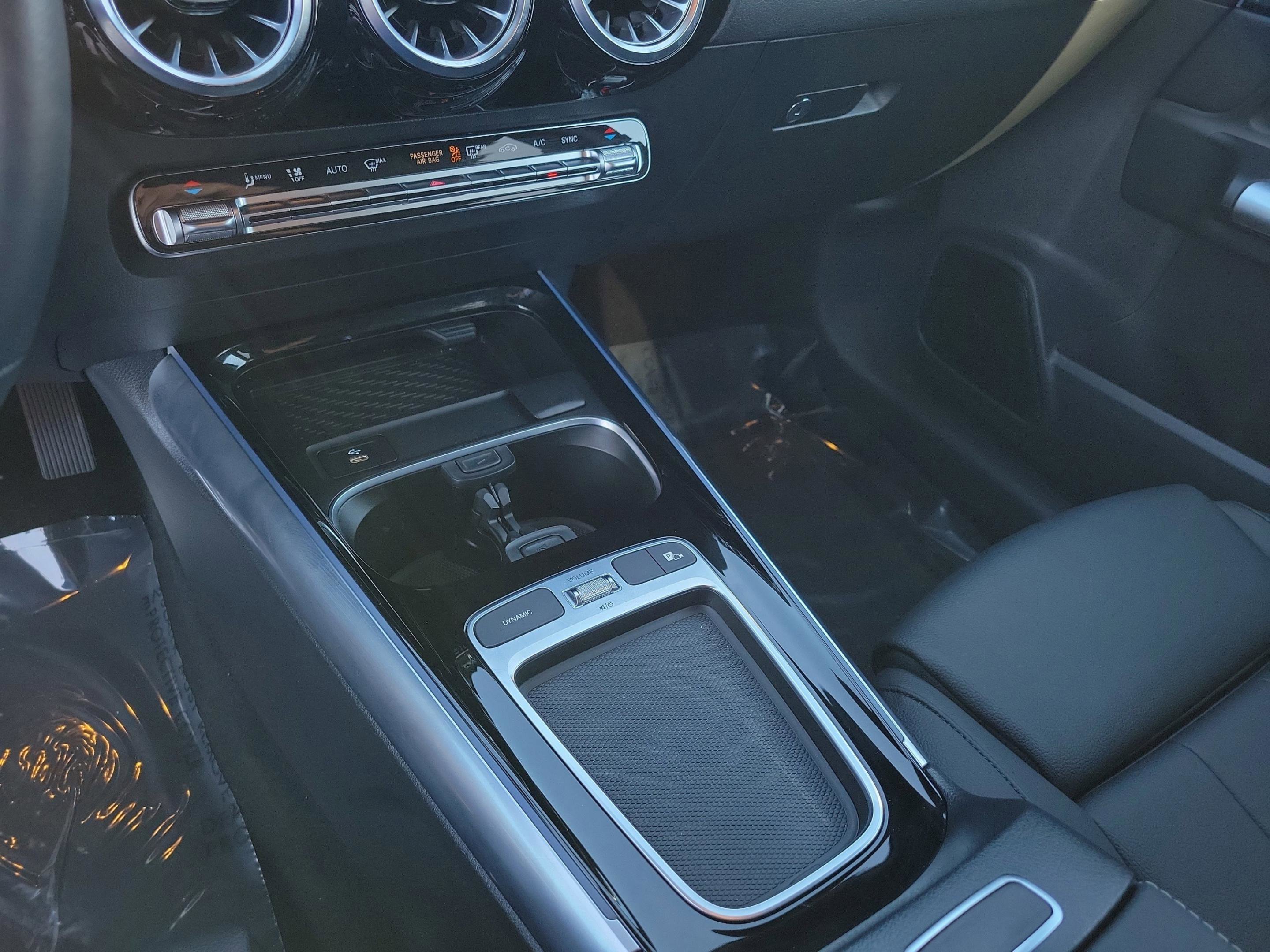 Used 2025 Mercedes-Benz GLA 250 image 17