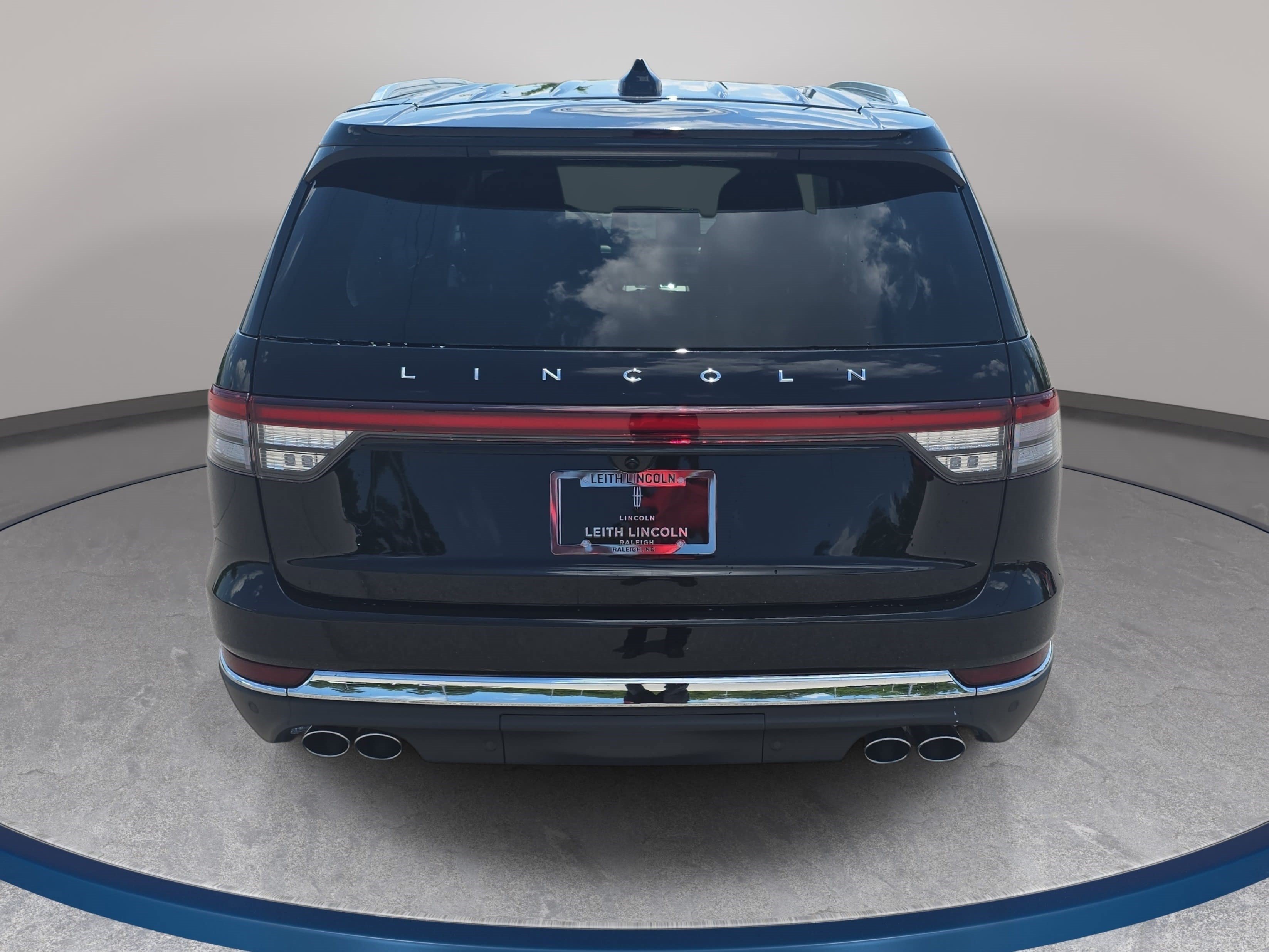 New 2026 Lincoln Aviator AWD image 6