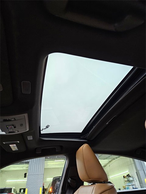 Used 2020 Lexus ES 350 Luxury w/ Accessory Package 2 image 17