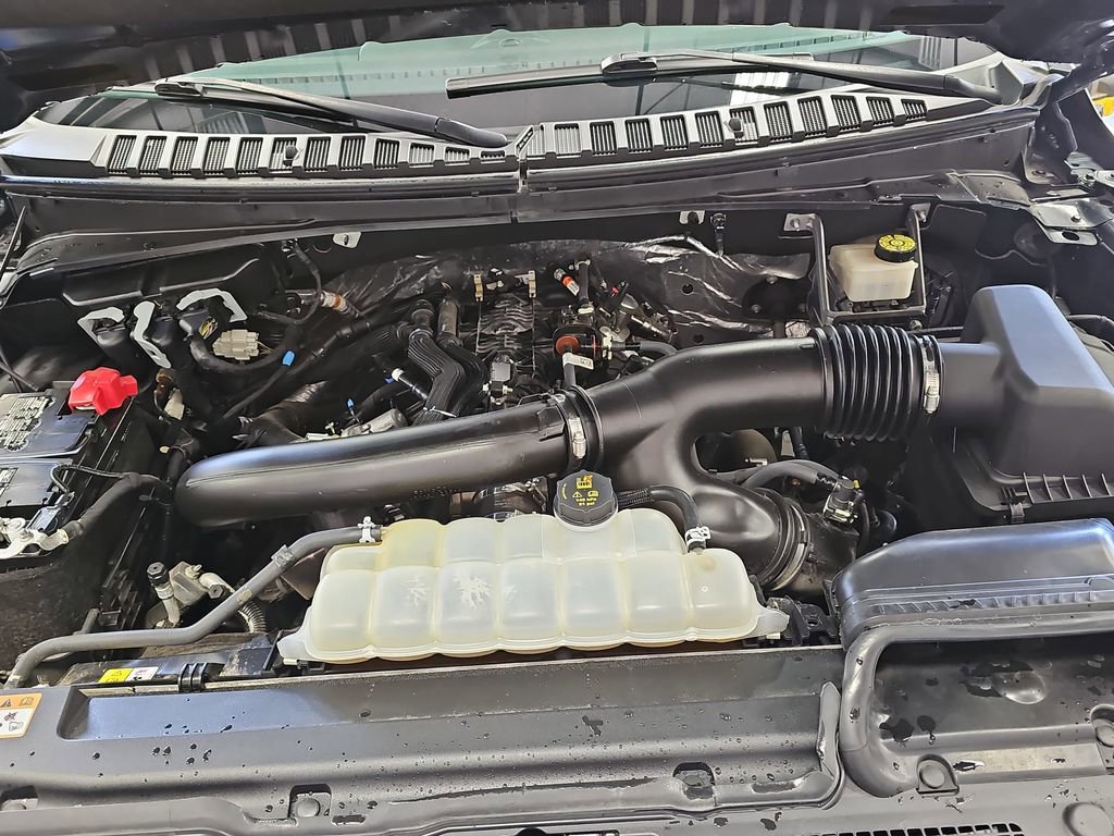 Used 2022 Ford Expedition Limited image 31