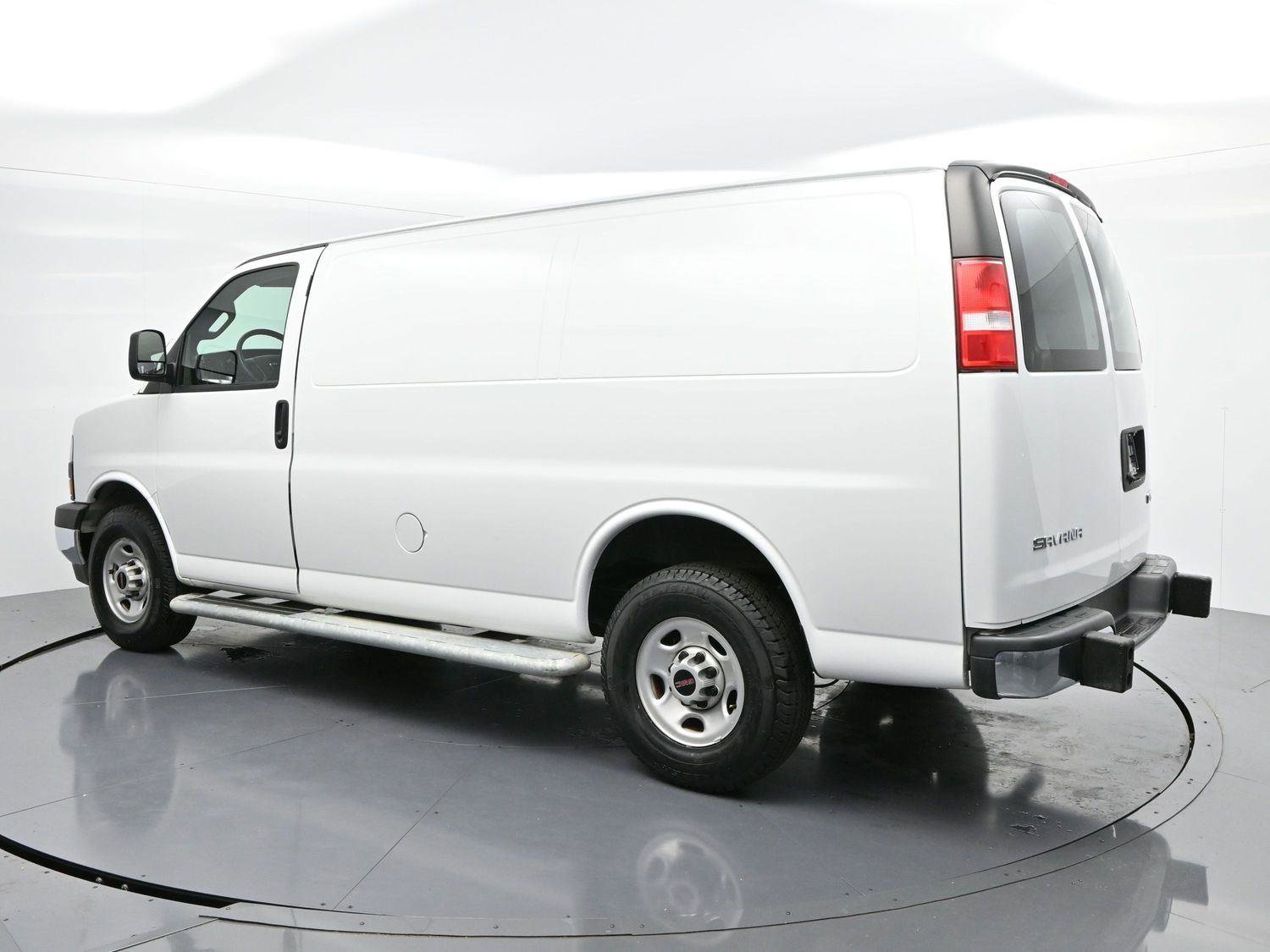 Used 2024 GMC Savana 2500 w/ Driver Convenience Package image 5