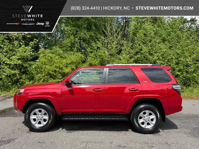 Used 2020 Toyota 4Runner SR5 AWD/4WD image 1