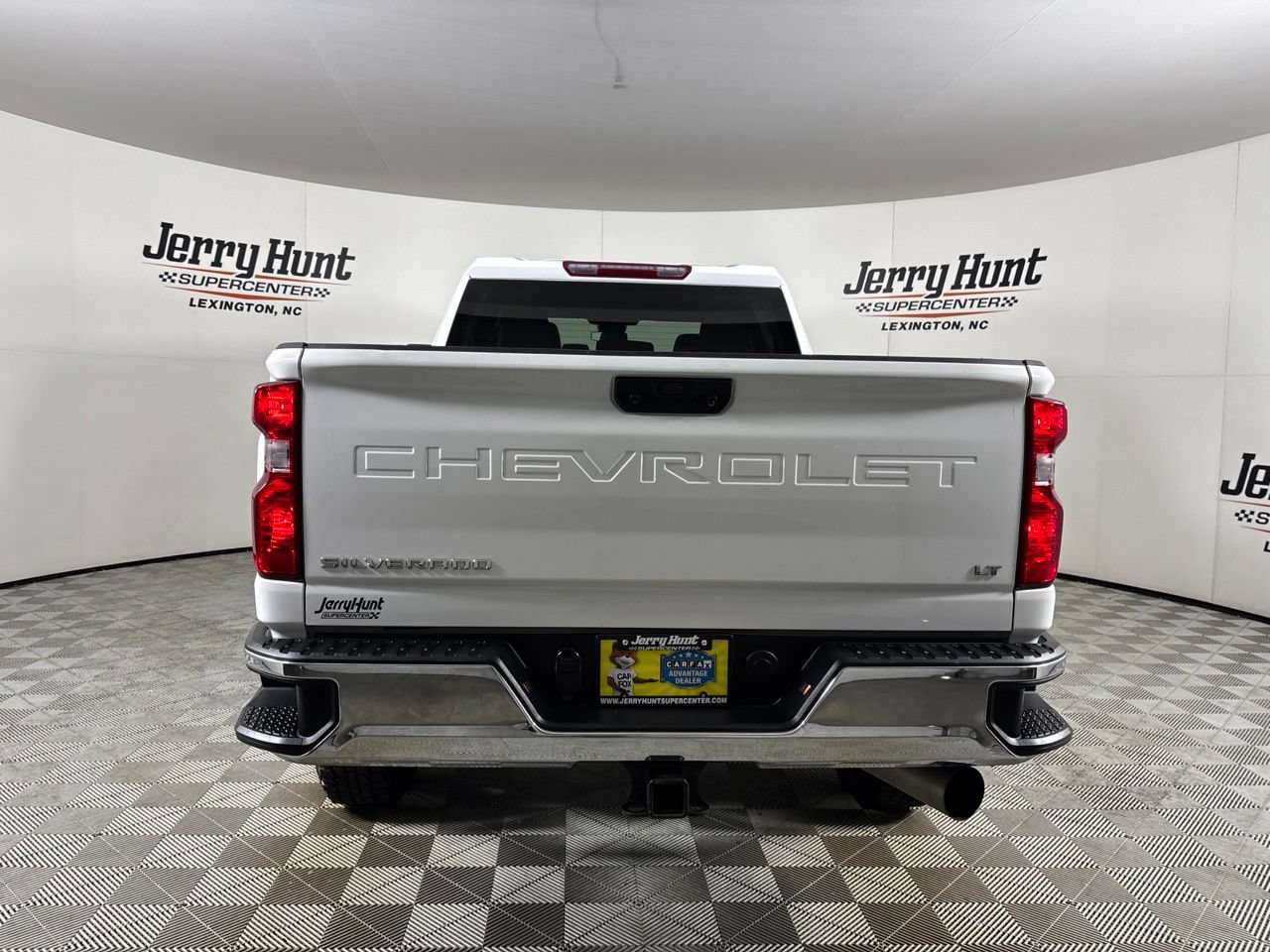 Used 2025 Chevrolet Silverado 2500 LT w/ Convenience Package AWD/4WD image 5