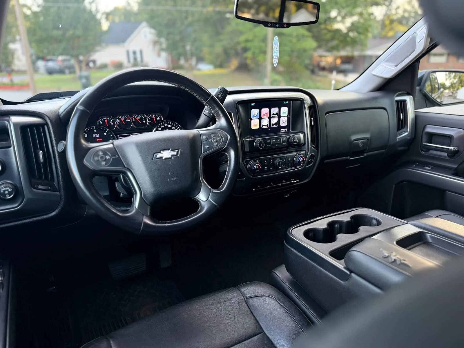 Used 2017 Chevrolet Silverado 1500 LT w/ All Star Edition AWD/4WD image 10