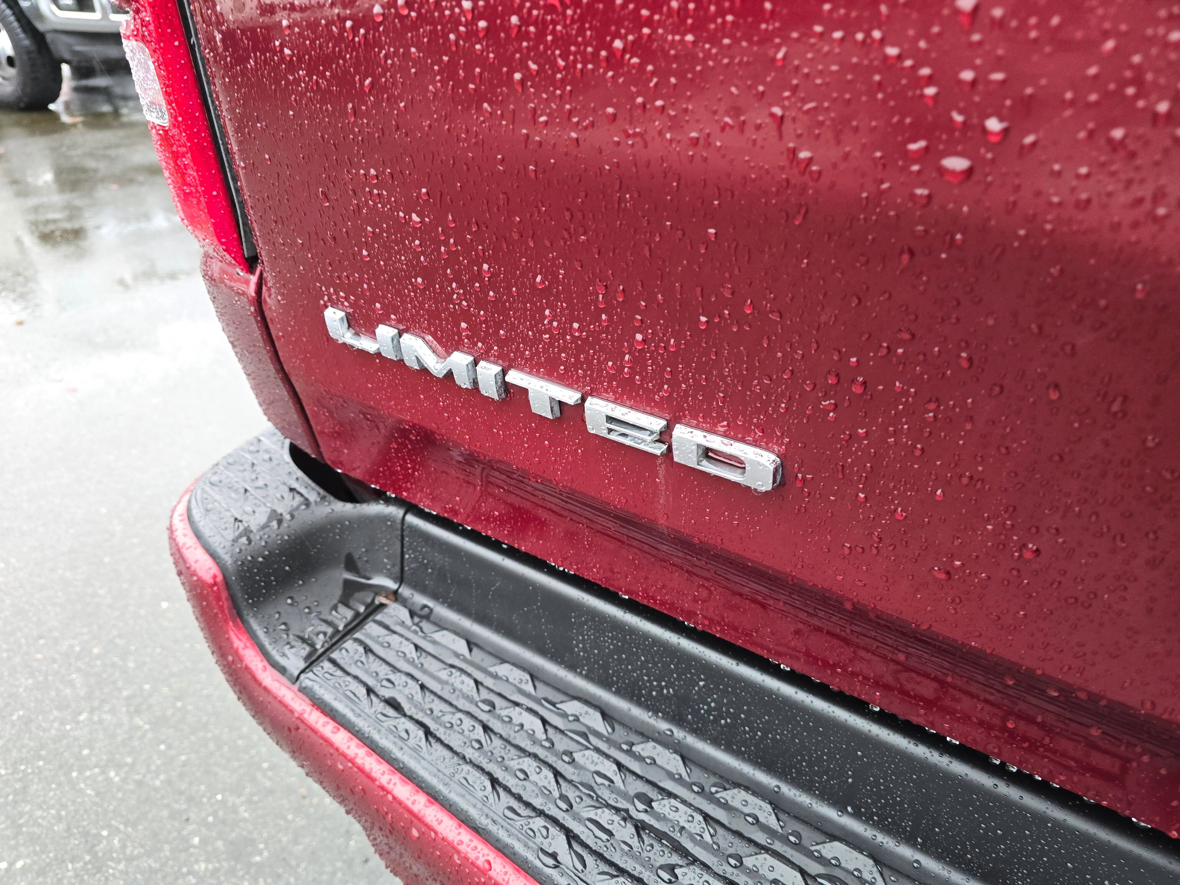 Used 2020 RAM 1500 Limited image 9