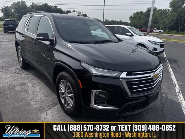 Used 2023 Chevrolet Traverse LT image 1