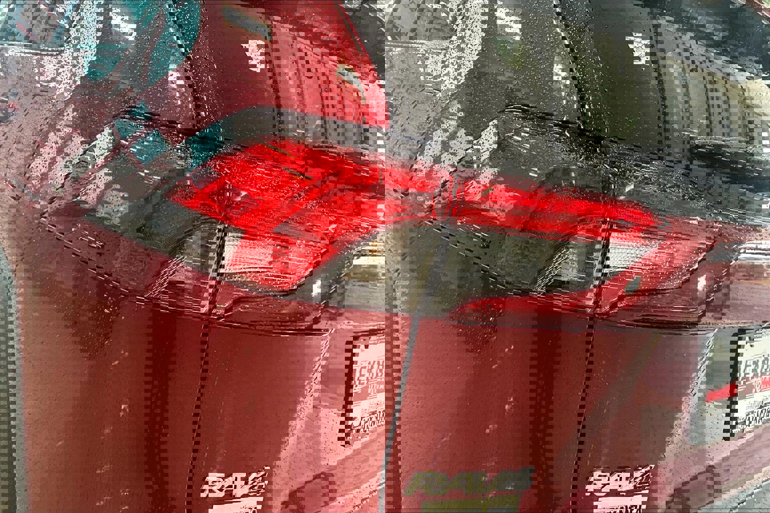 Used 2023 Toyota RAV4 XLE image 28