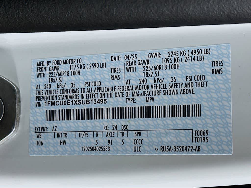Used 2025 Ford Escape SE FWD image 21