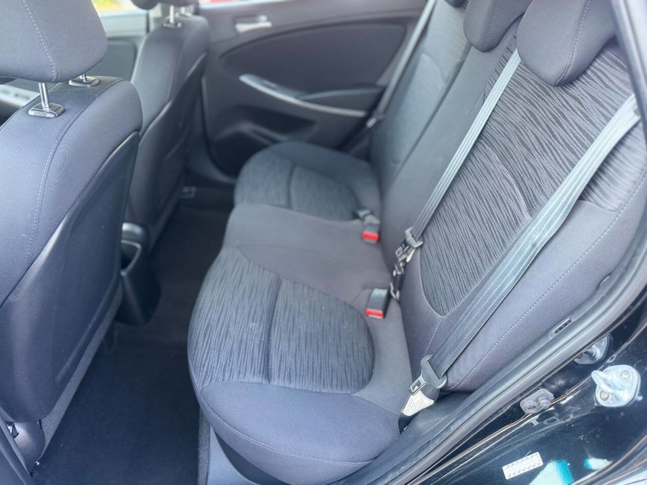 Used 2017 Hyundai Accent SE image 11