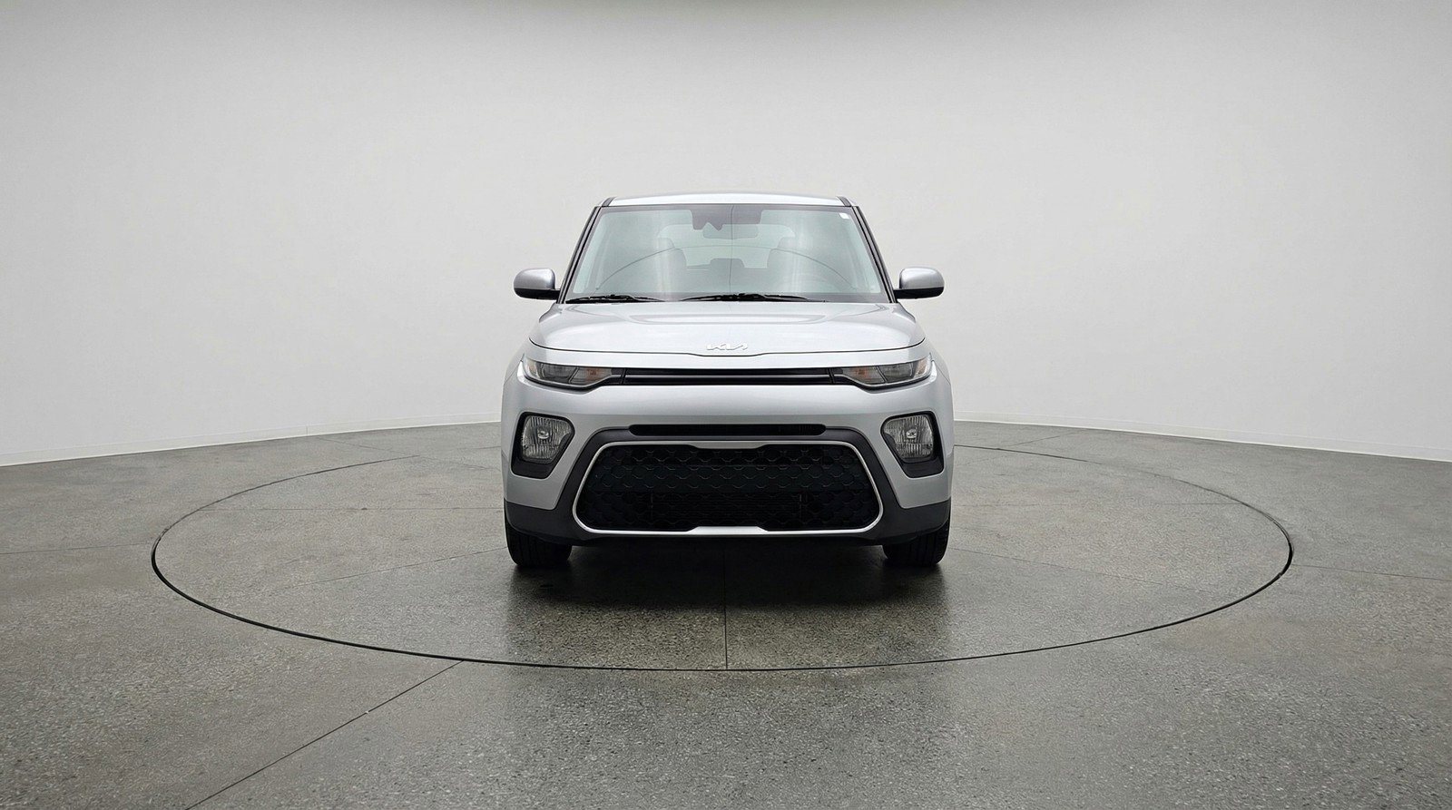 Used 2025 Kia Soul LX w/ LX Technology Package image 2