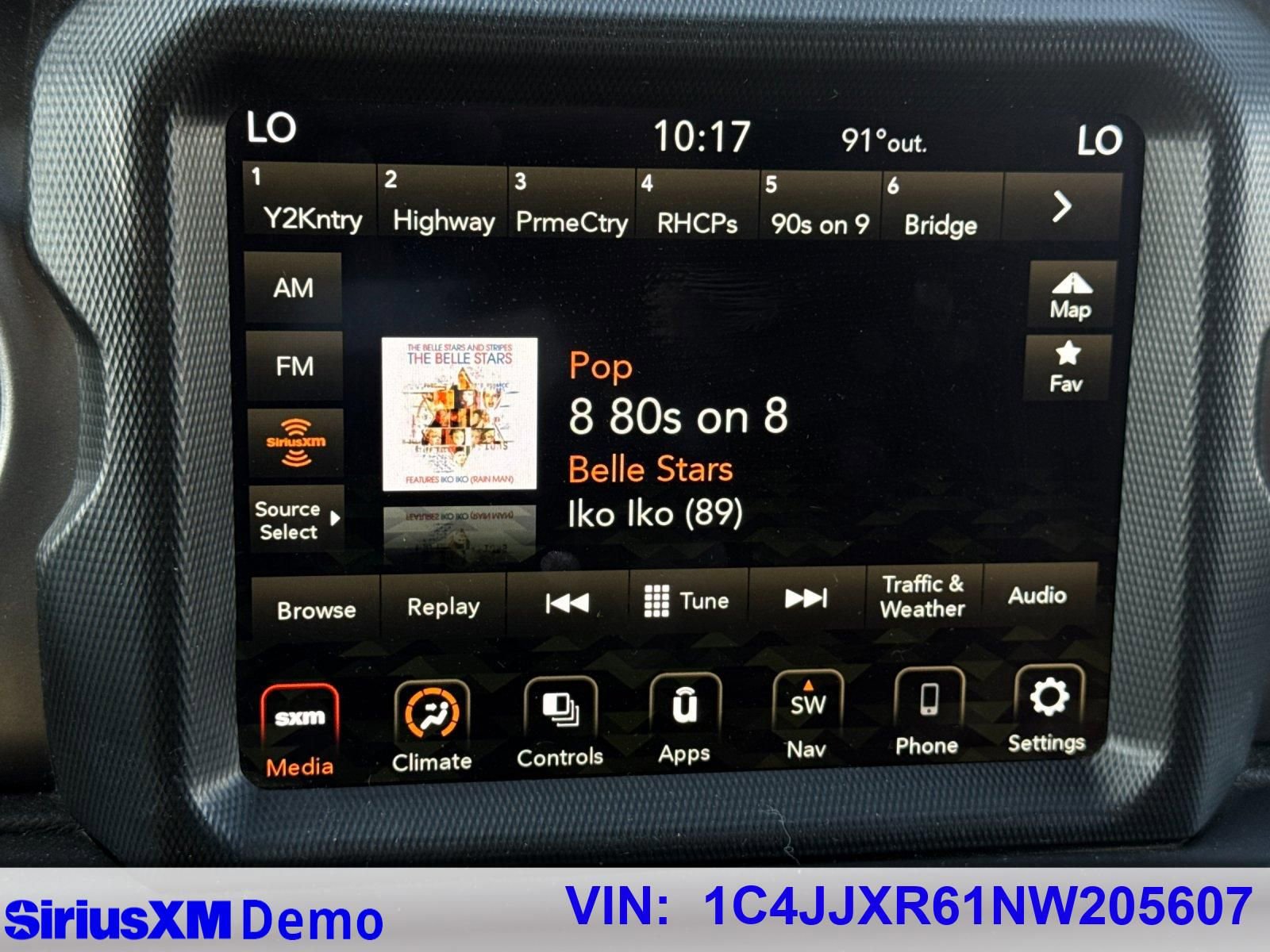 Used 2022 Jeep Wrangler Unlimited Rubicon 4xe image 28