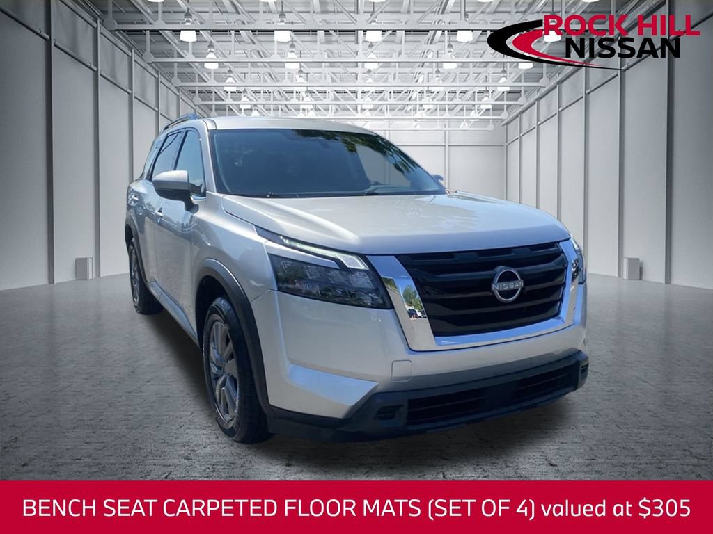 Certified 2025 Nissan Pathfinder SV