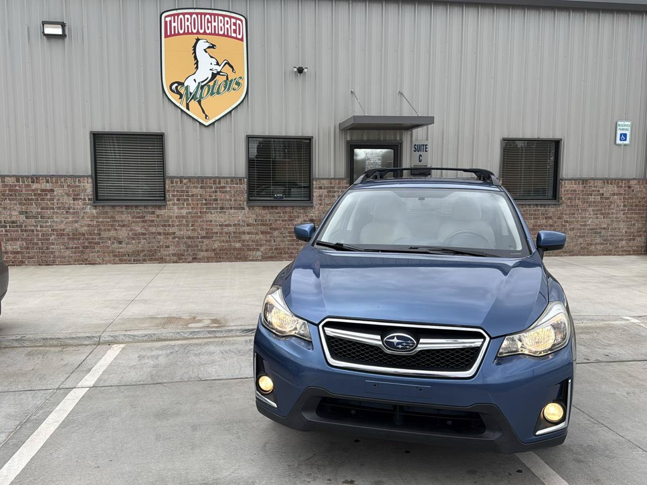 Used 2016 Subaru Crosstrek 2.0i Premium AWD/4WD image 4