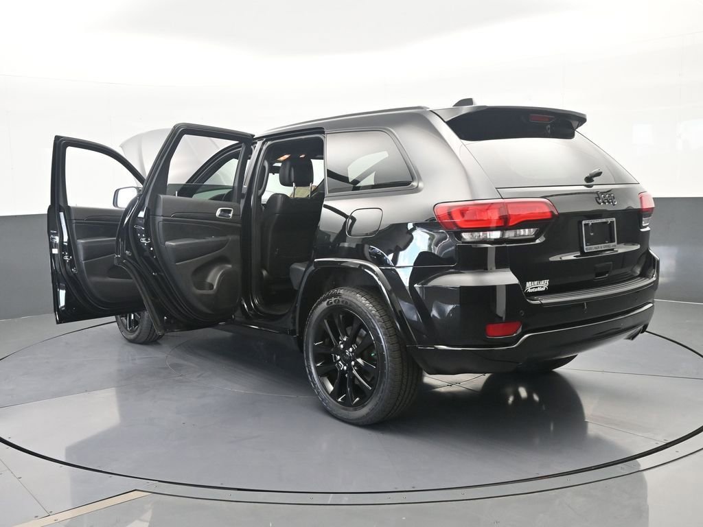 Used 2021 Jeep Grand Cherokee Laredo X RWD image 70