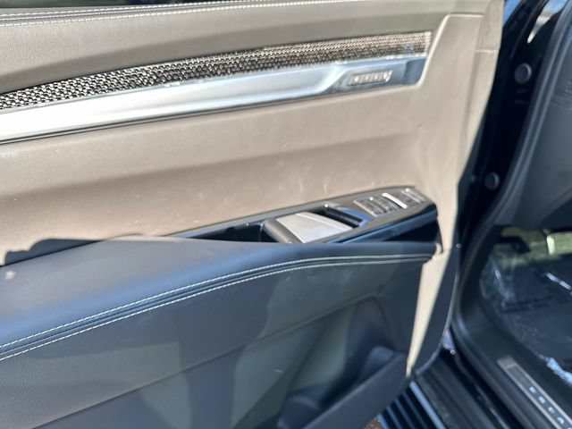 Used 2025 Cadillac Escalade V w/ LPO, ONYX Package AWD/4WD image 19