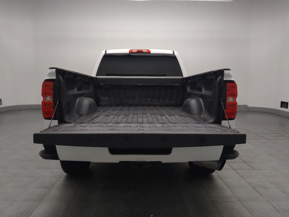 Used 2018 Chevrolet Silverado 1500 Custom w/ Custom Value Package AWD/4WD image 29