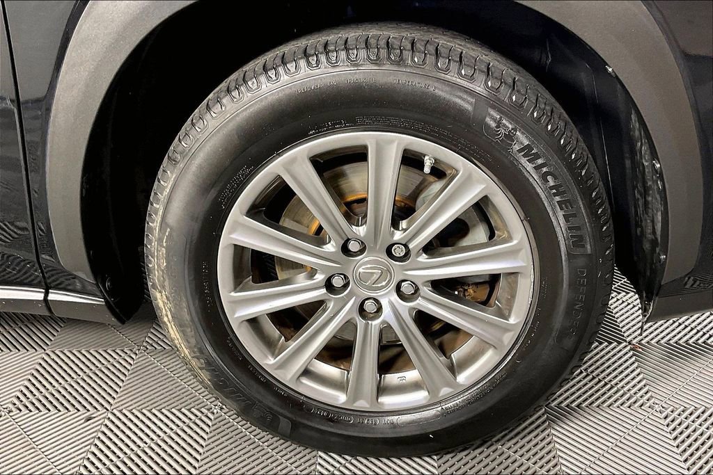 Used 2015 Lexus NX 200t FWD image 11