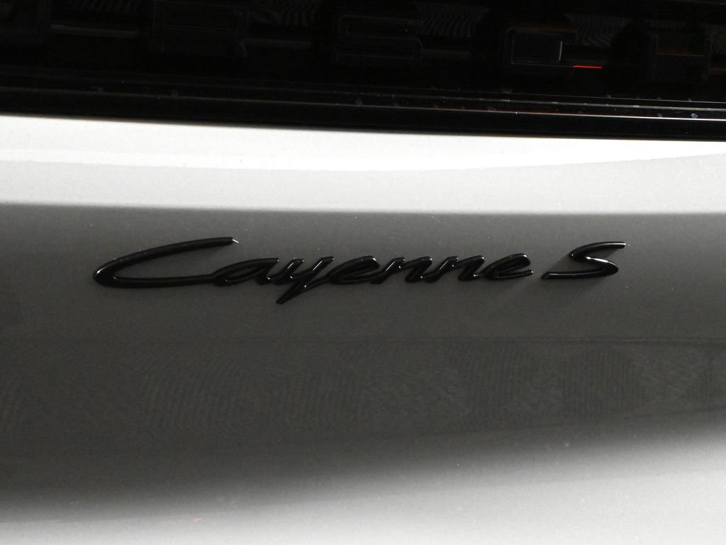 Used 2026 Porsche Cayenne S AWD/4WD image 46