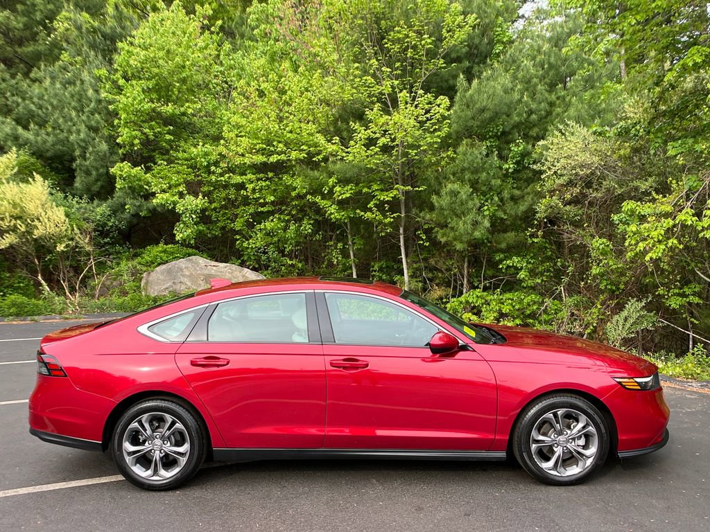 Used 2024 Honda Accord EX image 6