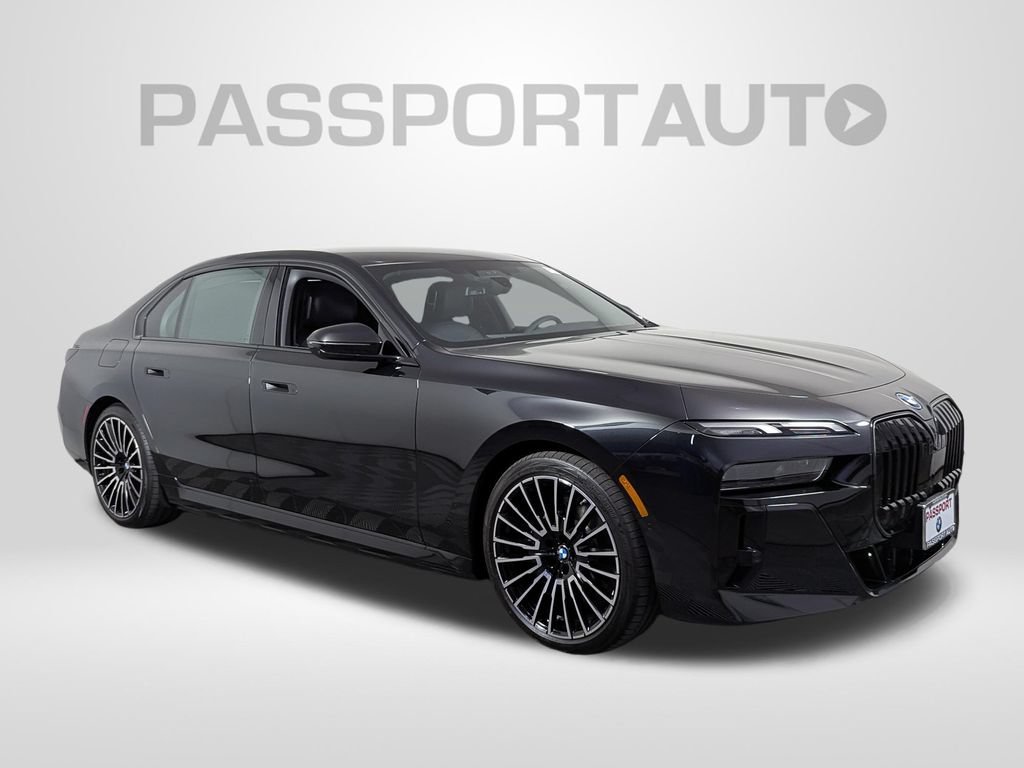 Used 2026 BMW i7 xDrive60 AWD/4WD image 9
