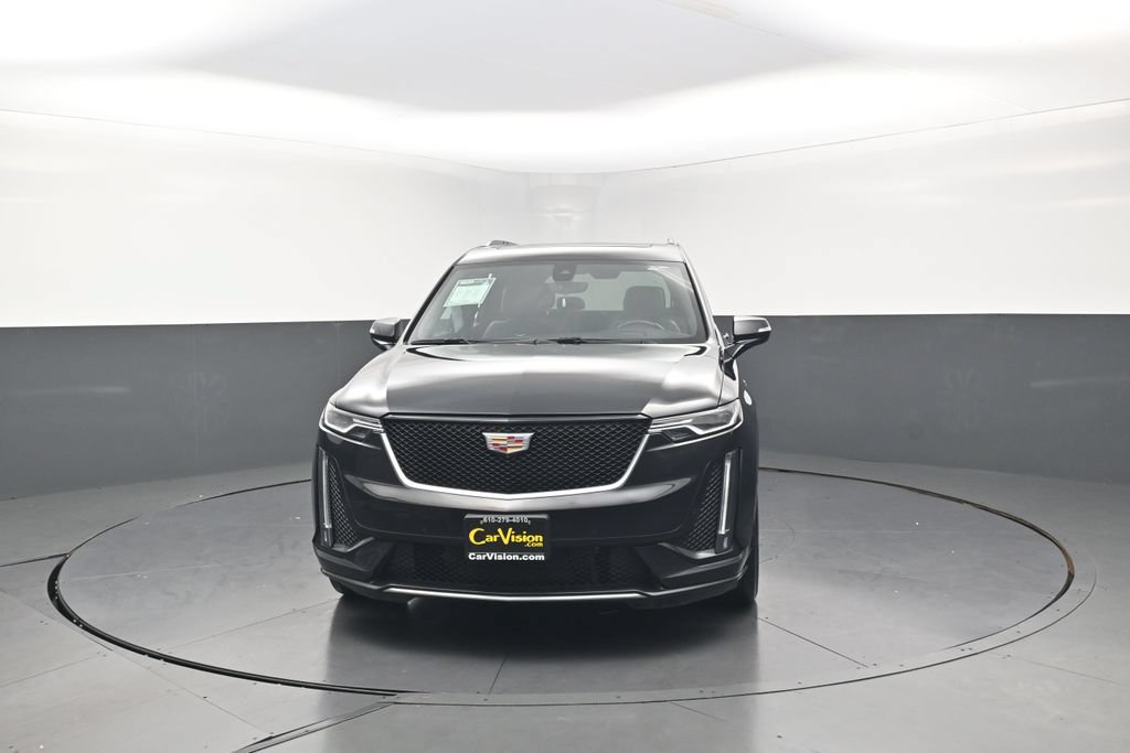 Used 2024 Cadillac XT6 Sport w/ Technology Package AWD/4WD image 4