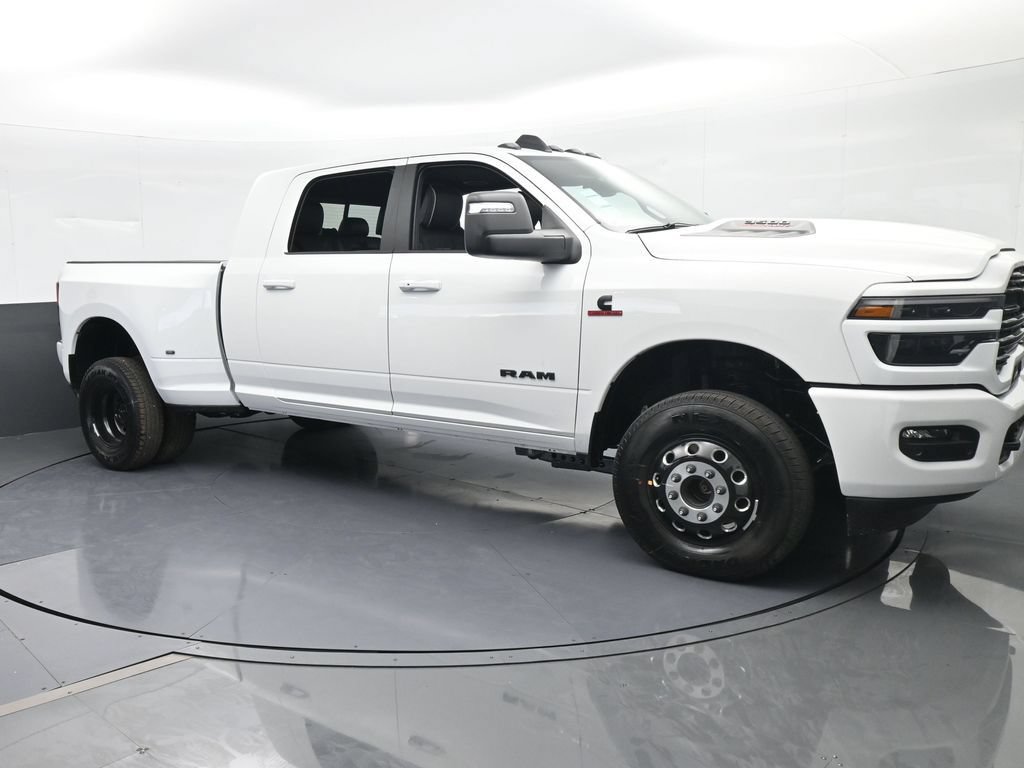 New 2026 RAM 3500 Laramie w/ Night Edition AWD/4WD image 8