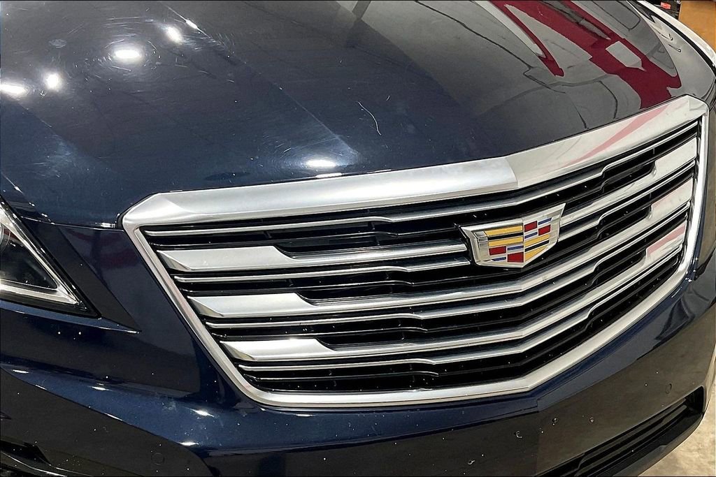 Used 2017 Cadillac XT5 Luxury w/ Driver Awareness Package image 28