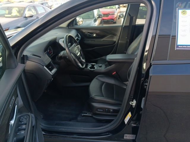 Used 2023 GMC Terrain SLT image 24