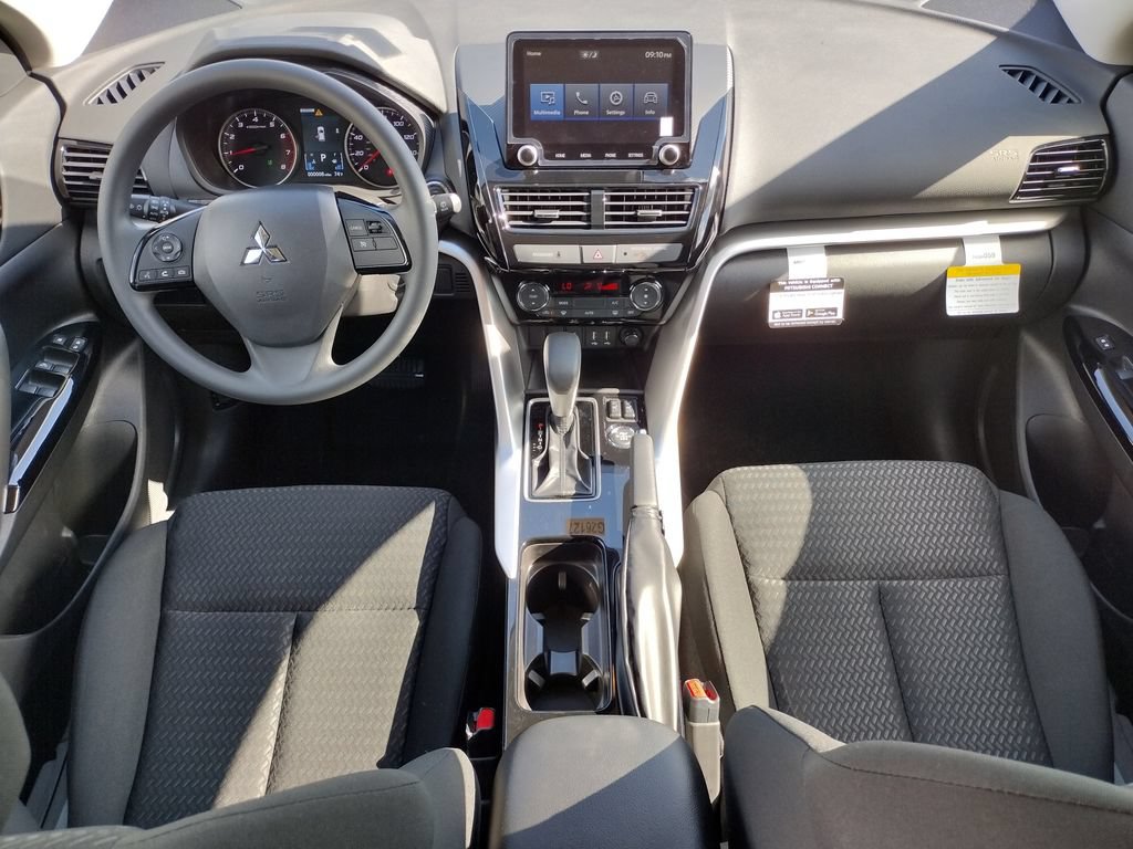New 2026 Mitsubishi Eclipse Cross LE AWD/4WD image 2