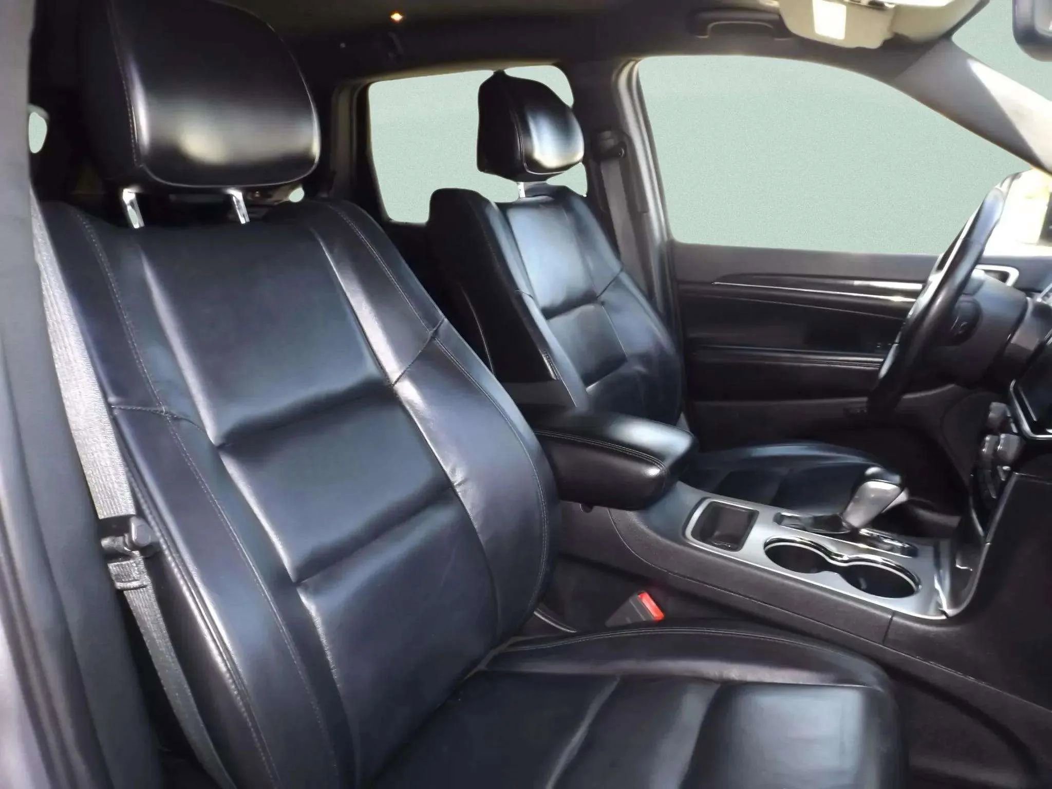 Used 2019 Jeep Grand Cherokee Limited image 8