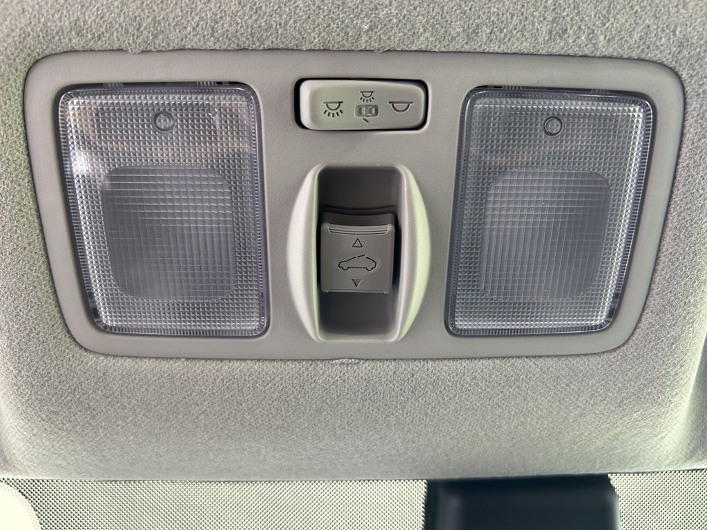 Used 2026 Hyundai Venue SEL FWD image 48