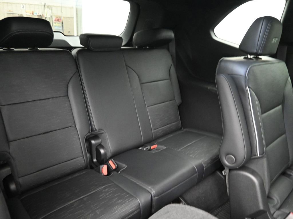 New 2026 Buick Enclave Sport Touring w/ Power Package image 13