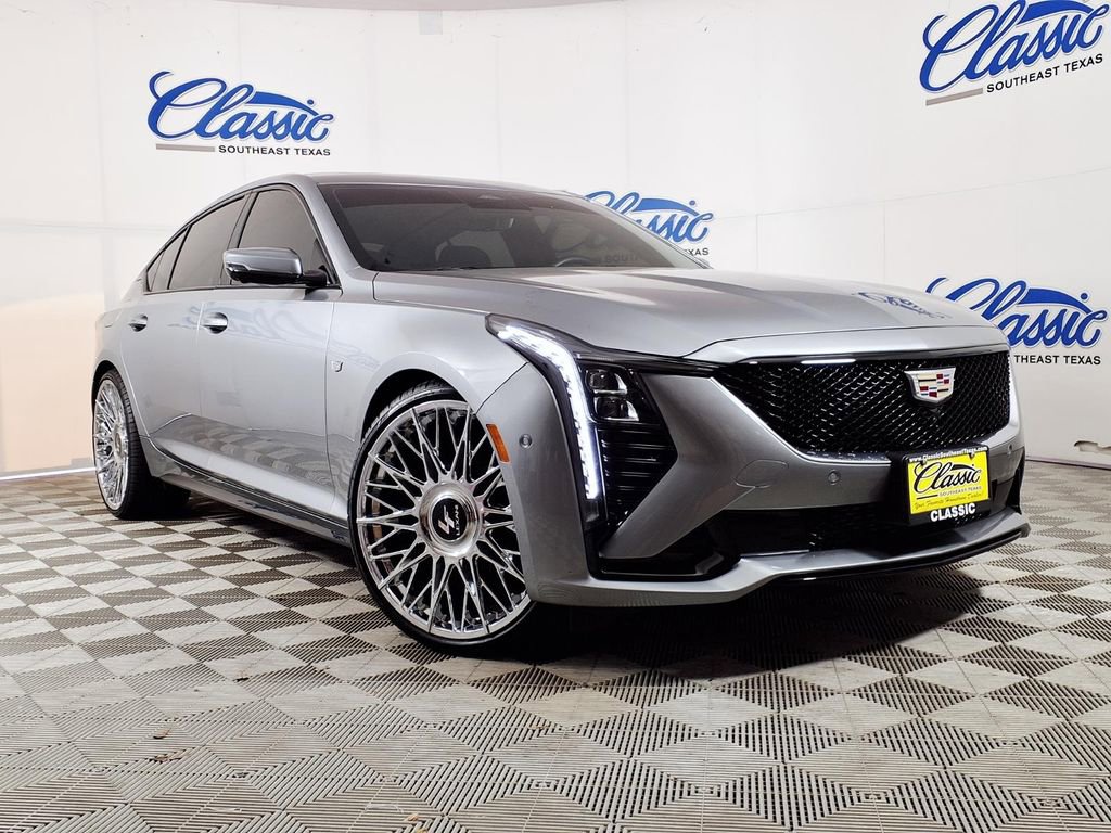 Used 2025 Cadillac CT5 Sport RWD image 1