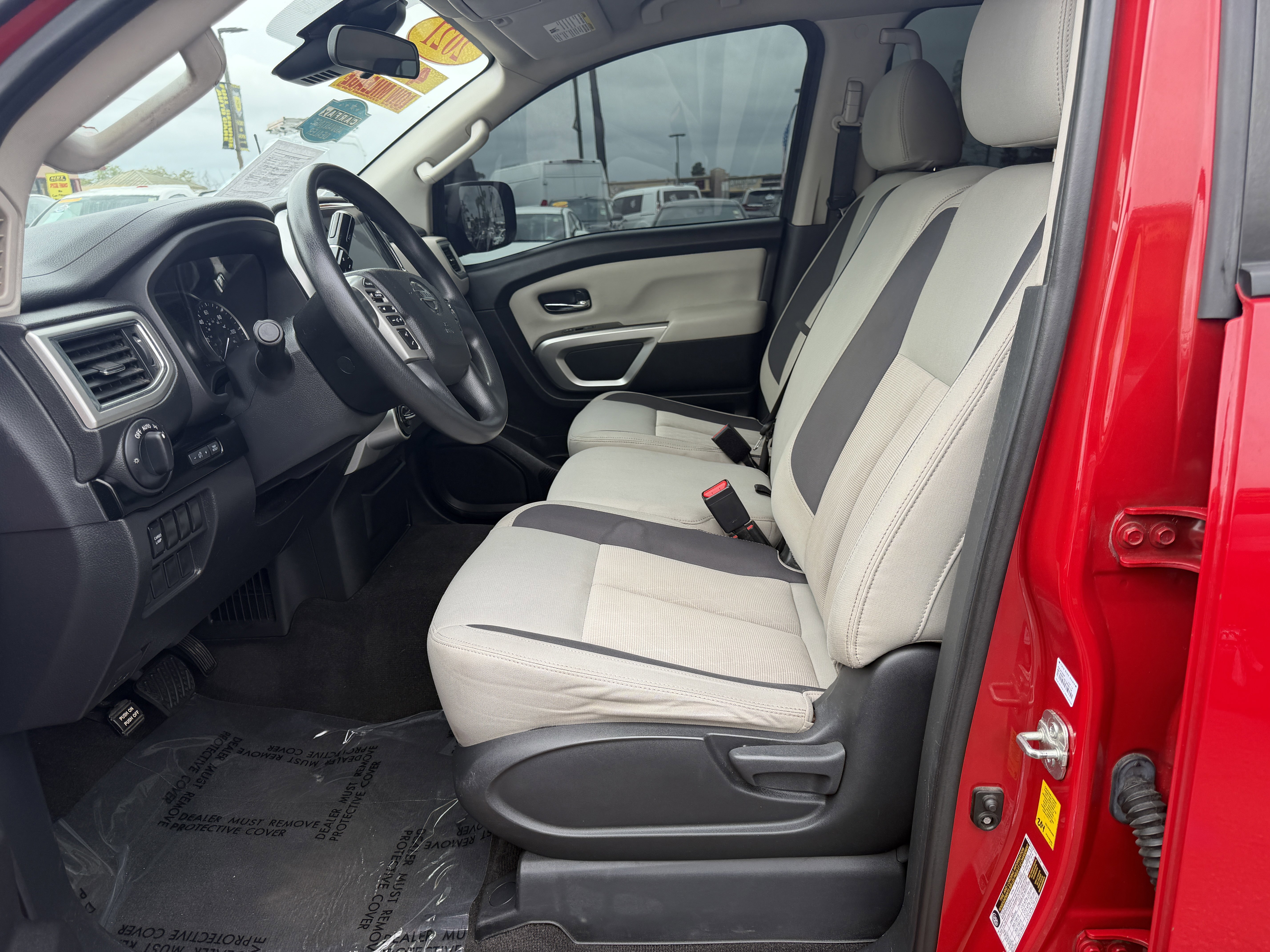 Used 2021 Nissan Titan SV w/ Accessory Utility Package image 22