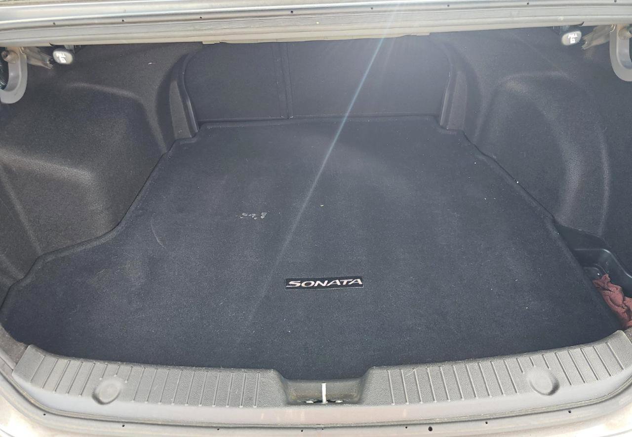 Used 2013 Hyundai Sonata SE image 18