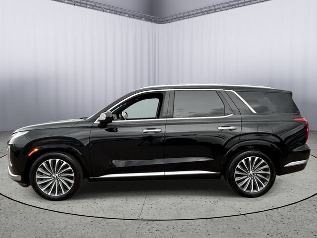 Used 2024 Hyundai Palisade Calligraphy AWD/4WD image 3