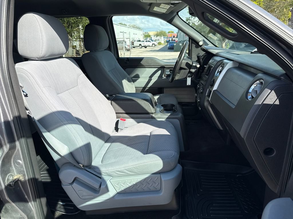 Used 2013 Ford F150 XLT w/ XLT Chrome Pkg image 26