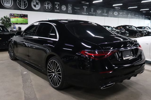 Used 2022 Mercedes-Benz S 580 4MATIC Sedan image 3