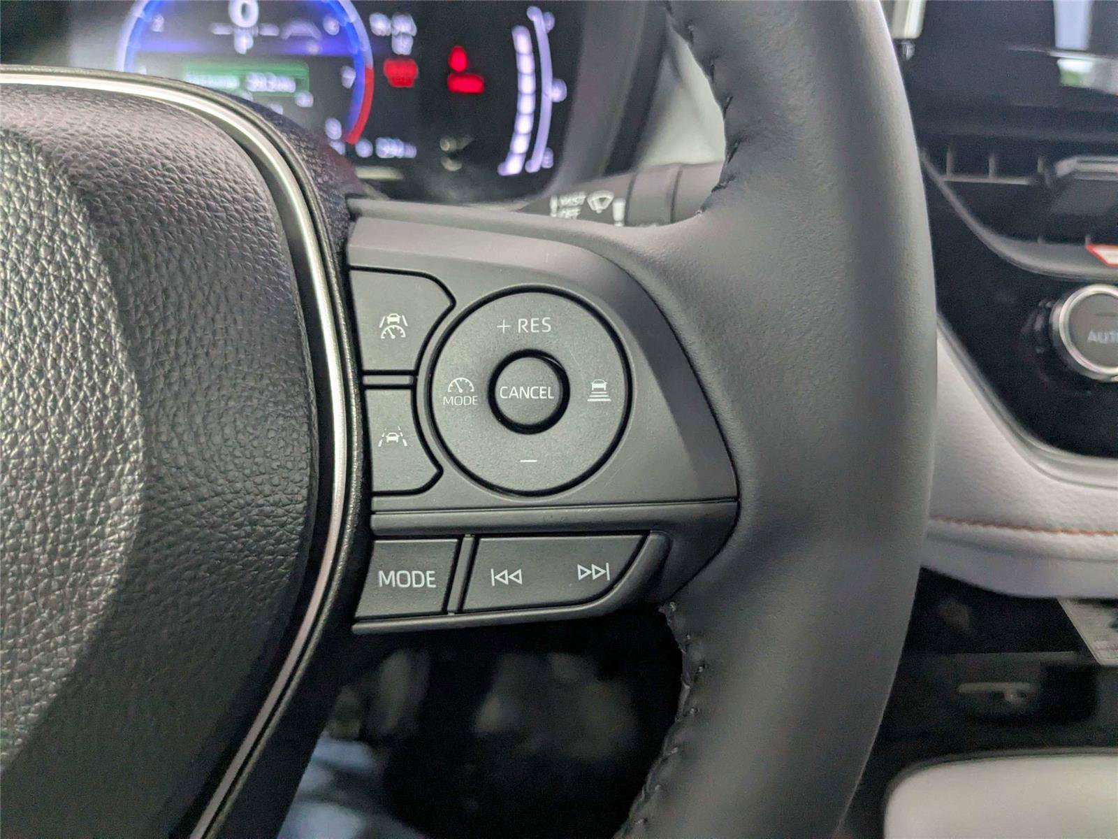 Used 2025 Toyota Corolla FX w/ Convenience Package FWD image 16