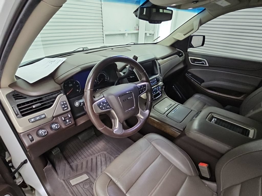 Used 2018 GMC Yukon XL Denali w/ Open Road Package AWD/4WD image 13