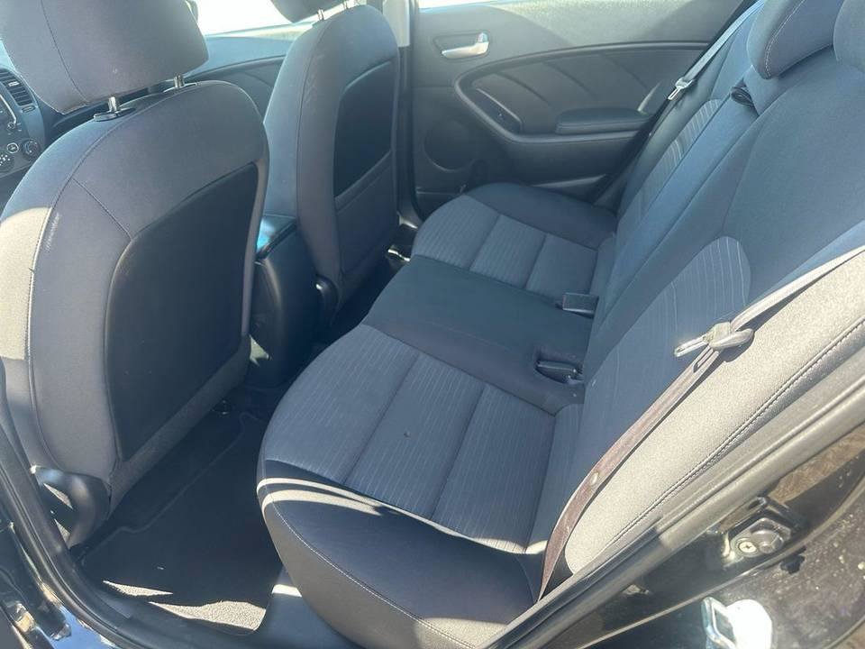 Used 2017 Kia Forte LX FWD image 9