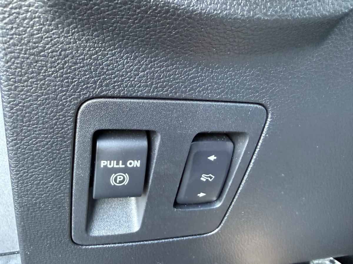 Used 2019 Ford F150 Lariat w/ Equipment Group 502A Luxury image 29