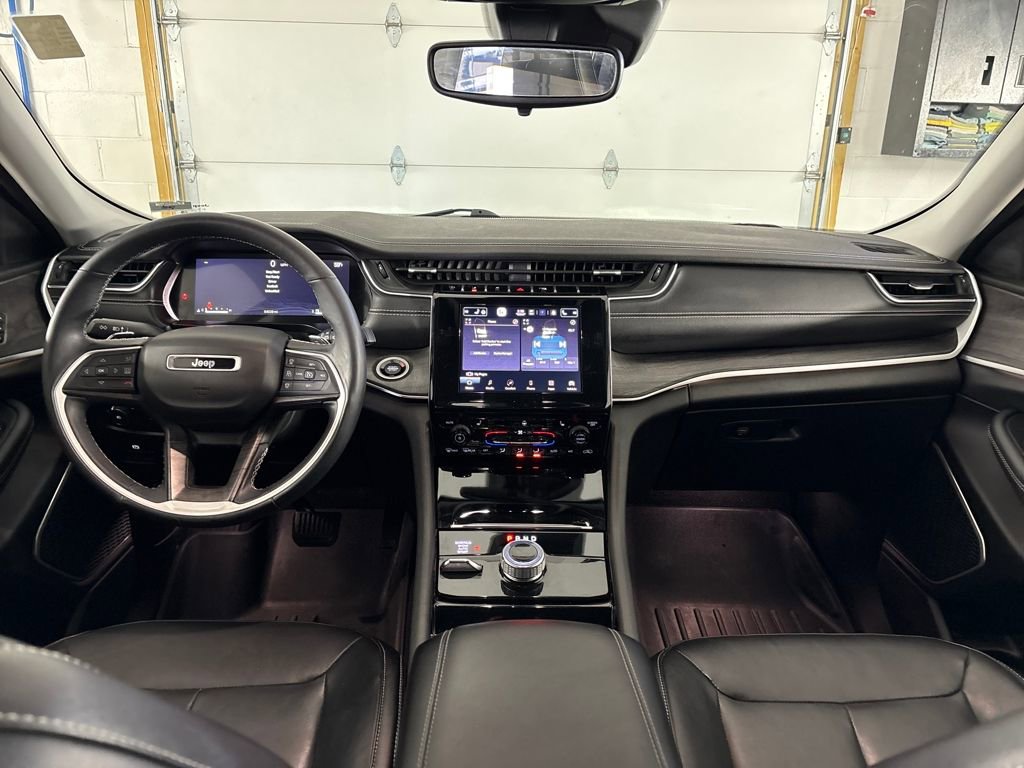 Used 2021 Jeep Grand Cherokee L Limited image 16