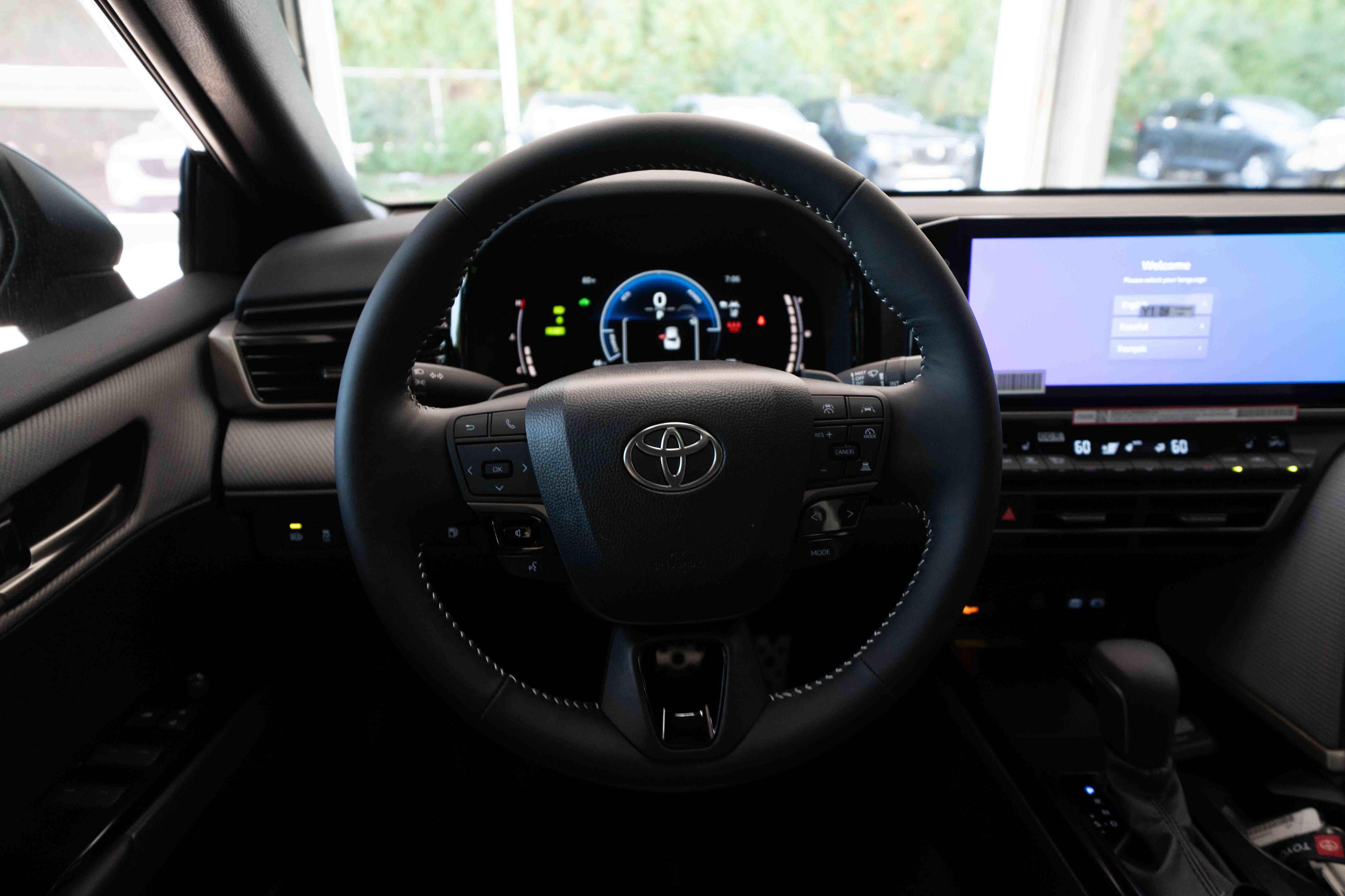 New 2026 Toyota Camry SE w/ Multimedia Upgrade Package AWD/4WD image 21