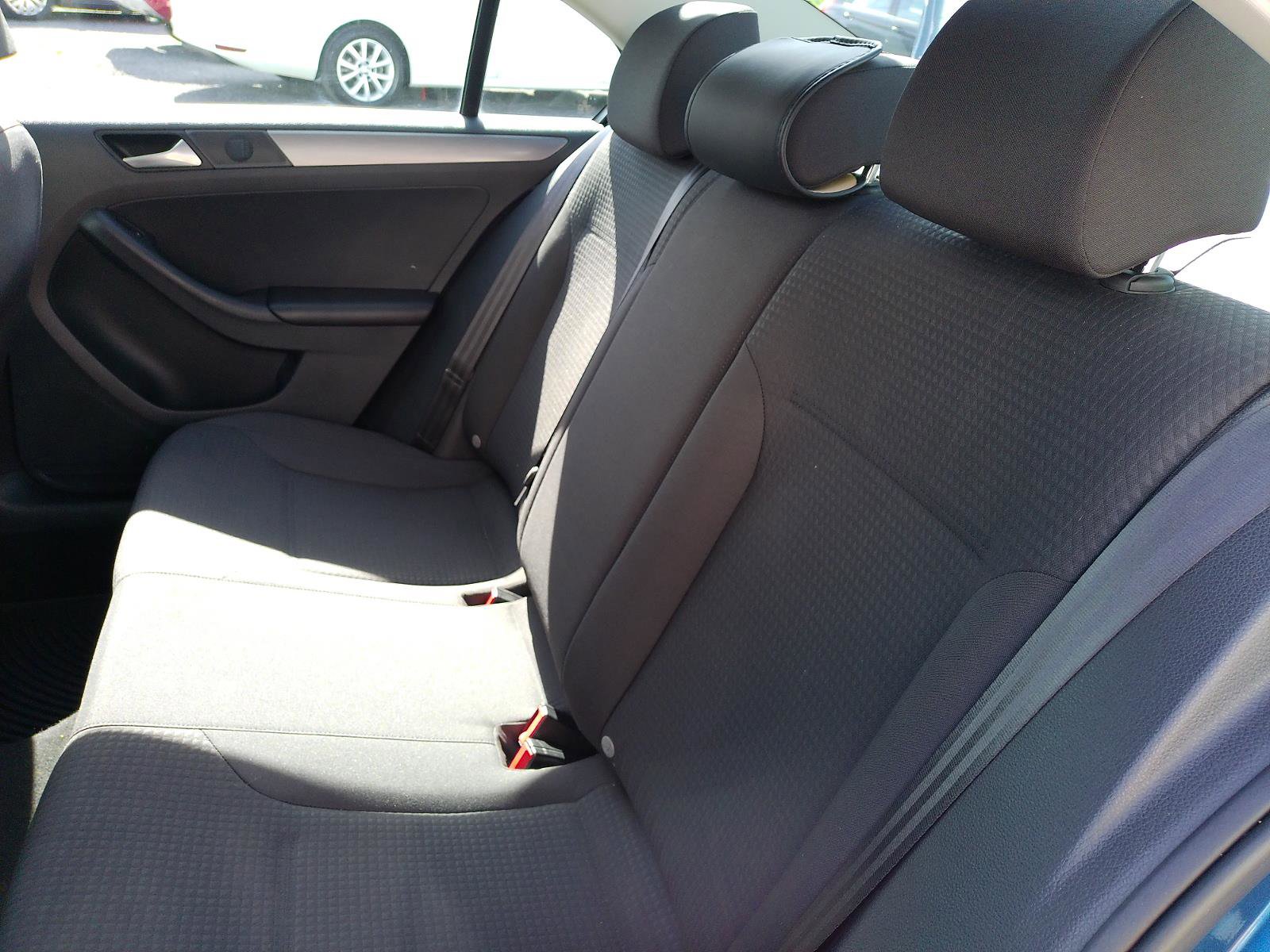 Used 2015 Volkswagen Jetta TDI S w/ Welcome Package FWD image 22