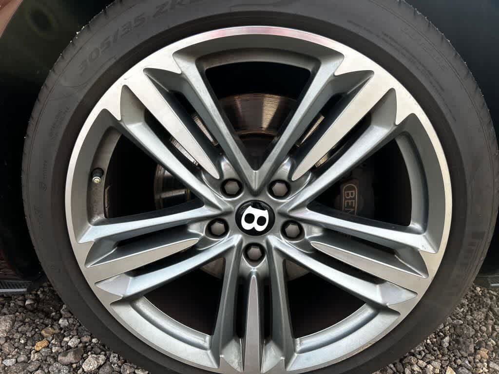 Used 2021 Bentley Continental GT image 34